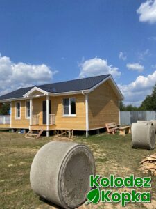 доставка и выгрузка колец для колодца